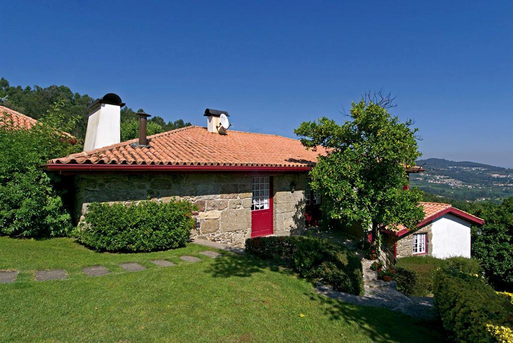 בית הארחה גימראייש 	Quinta De Cima De Eiriz מראה חיצוני תמונה